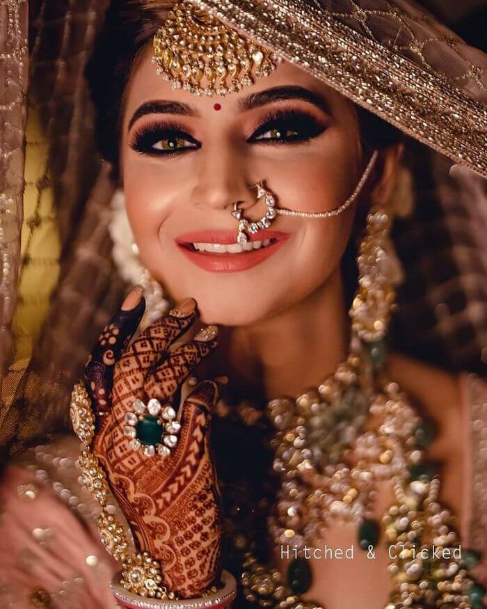 Kundan-And-Pearl-Bridal-Nath.jpg