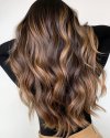 18-chocolate-hairstyle-with-caramel-balayage-B5ZYpXiB_o_.jpg