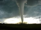 F5_tornado_Elie_Manitoba_2007.jpg