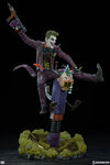 dc-comics-the-joker-premium-format-figure-sideshow-300473-07 (1).jpg